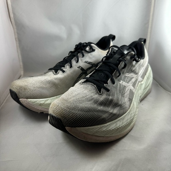 ASICS Superblast Running Shoes - Men's size 12 - Picture 7 of 13